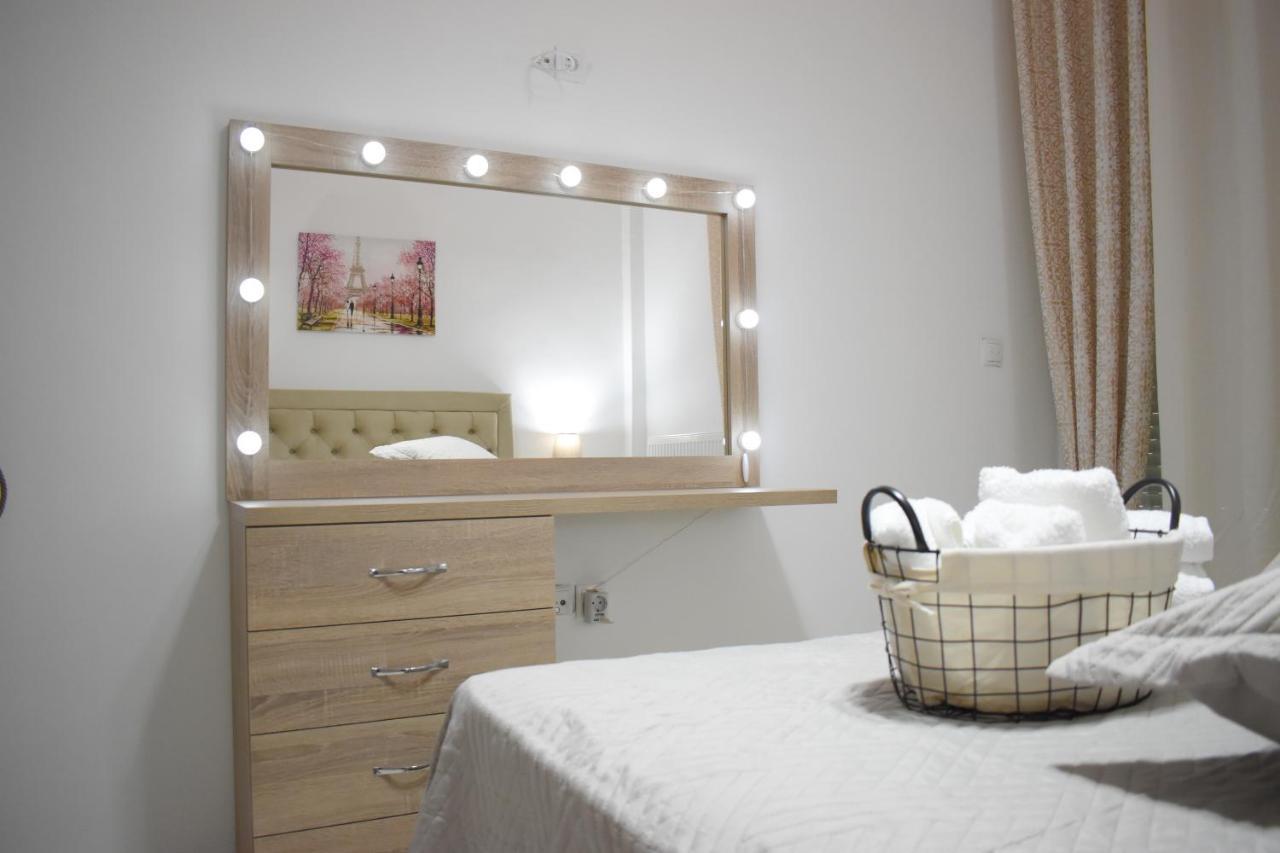 4Seasons Apartment Thebes Esterno foto